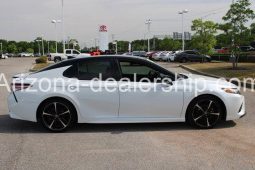 2018 Toyota Camry XSE full