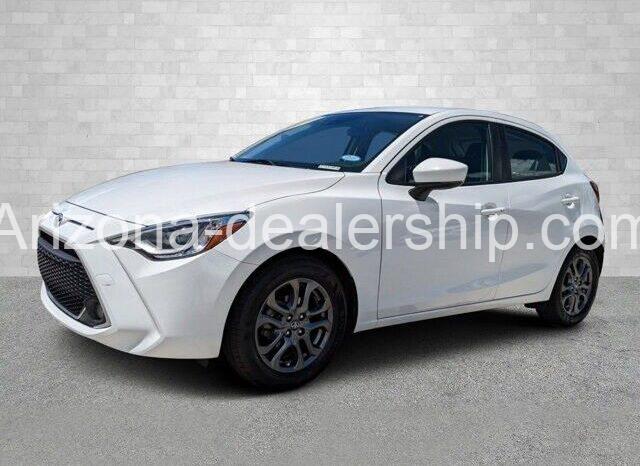 2020 Toyota Yaris XLE full