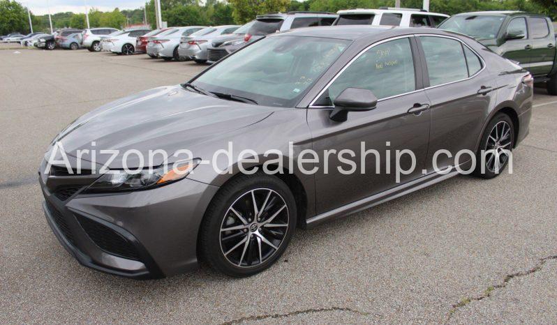 2021 Toyota Camry SE full