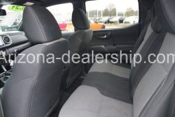 2021 Toyota Sienna XLE full