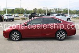 2017 Toyota Camry XLE full