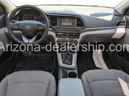 2020 Hyundai Elantra SE full