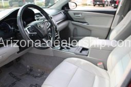 2017 Toyota Camry XLE full