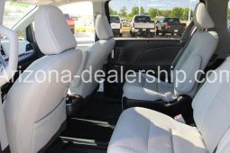 2019 Toyota Sienna Limited Premium full