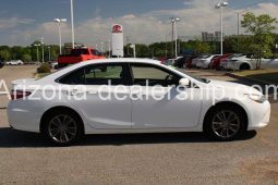 2015 Toyota Camry SE full