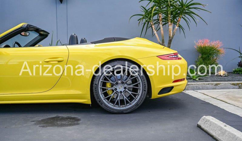 2017 YEL Porsche 911 Carrera 4S full