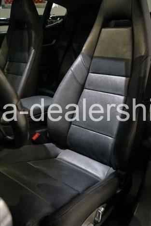 2011 Porsche Panamera 4 full