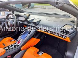 2020 Lamborghini Huracan EVO Spyder Convertible 2D full