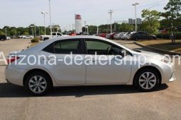 2015 Toyota Corolla LE full