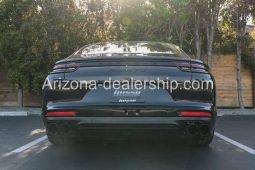 2020 Porsche Panamera GTS full