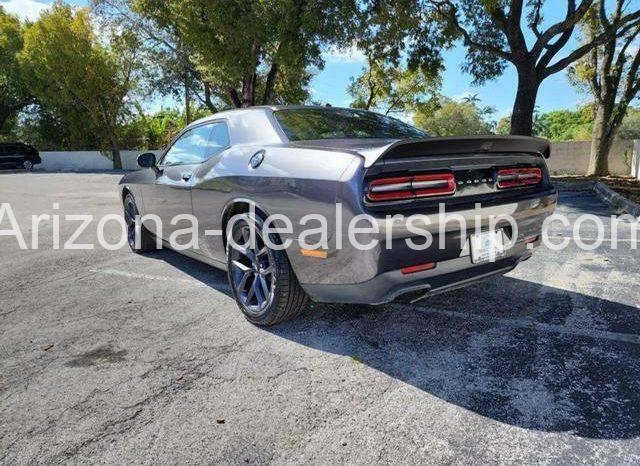 2019 Dodge Challenger SXT Coupe 2D full