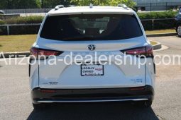 2022 Toyota Sienna Platinum full