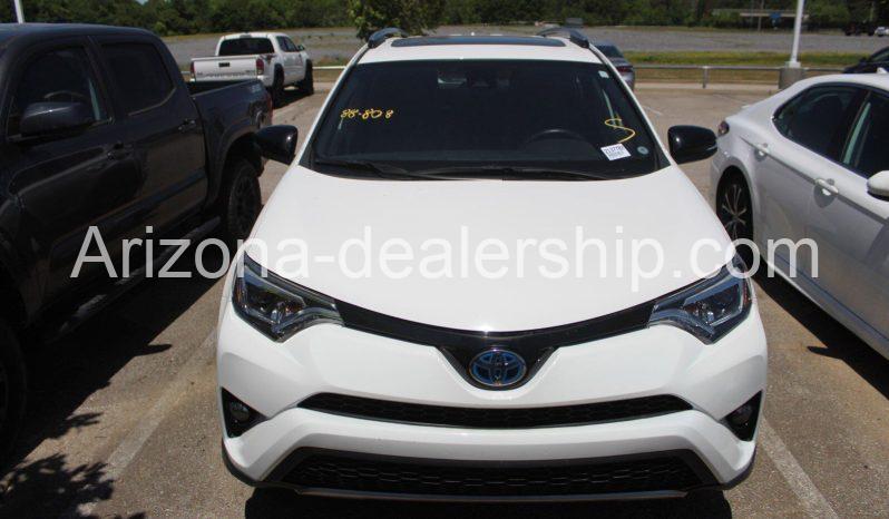 2017 Toyota RAV4 SE full