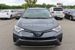 2018 Toyota RAV4 Hybrid LE full