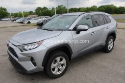 2021 Toyota RAV4 XLE full