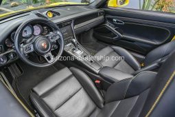 2017 YEL Porsche 911 Carrera 4S full