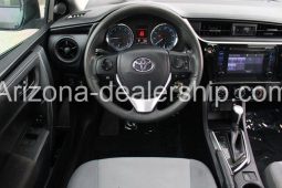 2017 Toyota Corolla L full