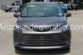 2022 Toyota Sienna Limited