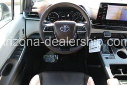 2022 Toyota Sienna Platinum full