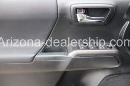 2021 Toyota Sienna XLE full