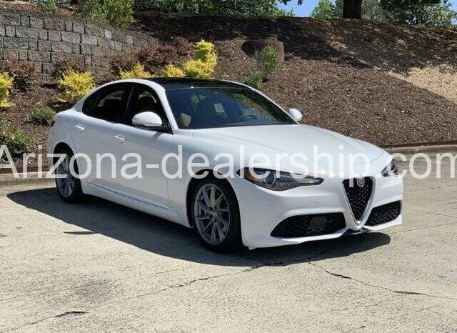 2022 Alfa Romeo Giulia Ti full