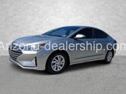 2020 Hyundai Elantra SE full