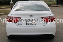 2017 Toyota Camry LE full