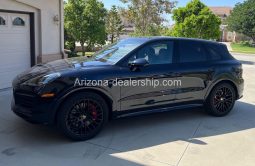 2022 Porsche Cayenne GTS full