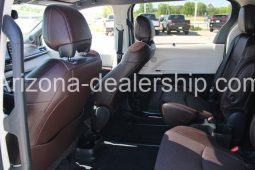 2022 Toyota Sienna Platinum full