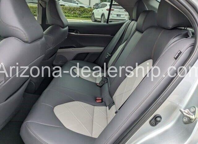 2019 Toyota Camry XLE full