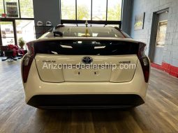 2016 Toyota Prius Four 4dr Hatchback full