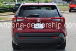 2020 Toyota RAV4 XLE full