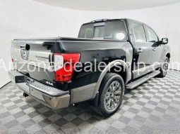 2017 Nissan Titan Platinum Reserve full