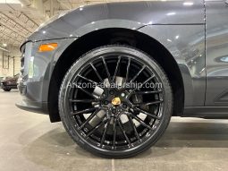 2019 Porsche Macan full