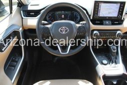 2021 Toyota RAV4 Hy full