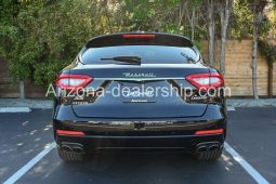 2020 Maserati Levante S full