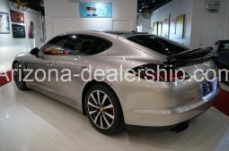 2011 Porsche Panamera 4 full