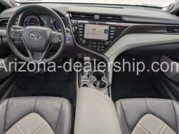 2019 Toyota Camry XLE full