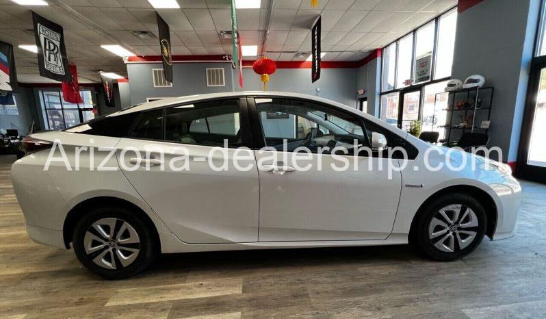 2016 Toyota Prius Four 4dr Hatchback full