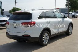 2018 Kia Sorento LX full