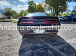 2019 Dodge Challenger SXT Coupe 2D full