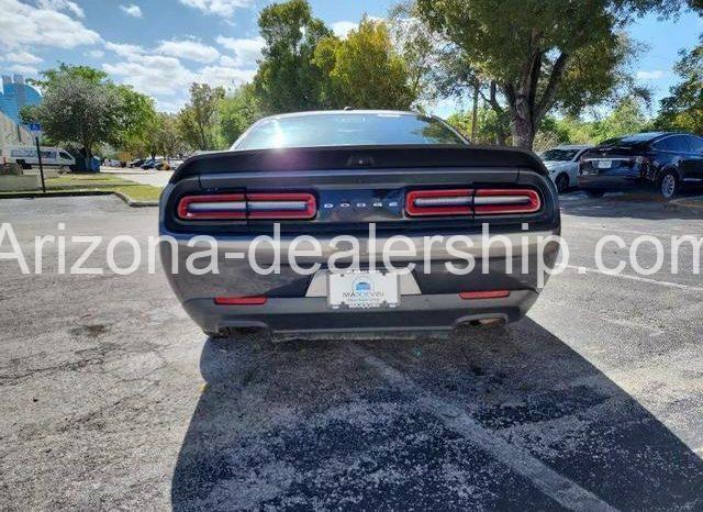 2019 Dodge Challenger SXT Coupe 2D full