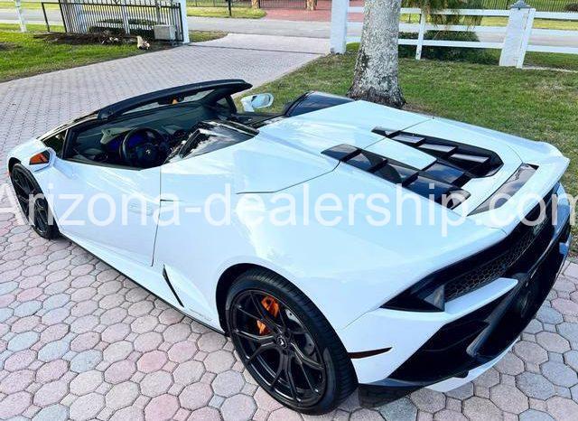 2020 Lamborghini Huracan EVO Spyder Convertible 2D full