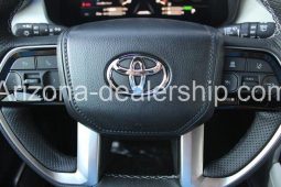 2023 Toyota Sequoia Capstone full