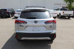 2022 Toyota Corolla Cross XLE full