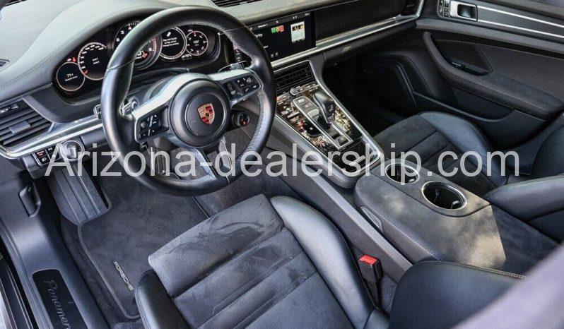 2020 Porsche Panamera GTS full