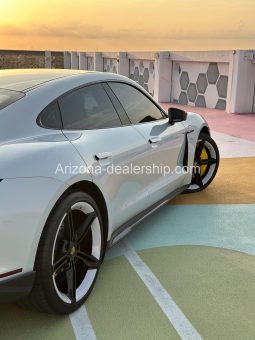 2021 Porsche Taycan Turbo S full