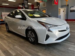 2016 Toyota Prius Four 4dr Hatchback full