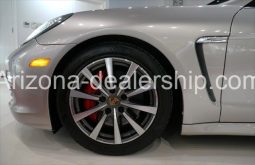 2011 Porsche Panamera 4 full