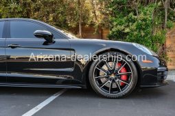 2020 Porsche Panamera GTS full